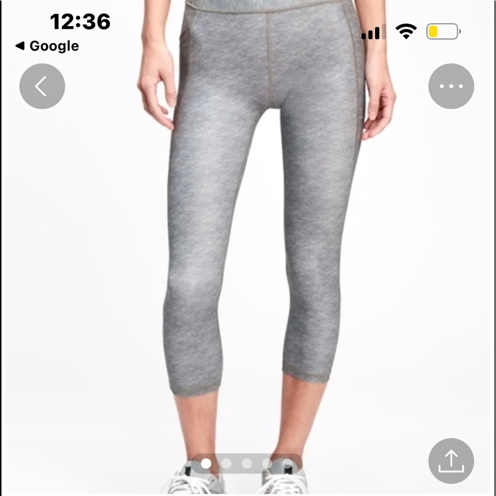 GAP GapFit Sculpt Revolution Capri Leggings Grey
